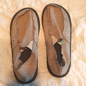 Sanuk slip on shoes